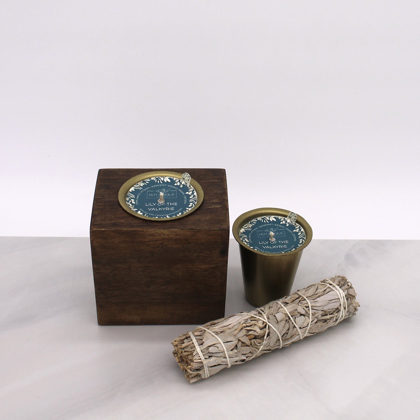 Refillable Rustic Mango Wood Candle Collection