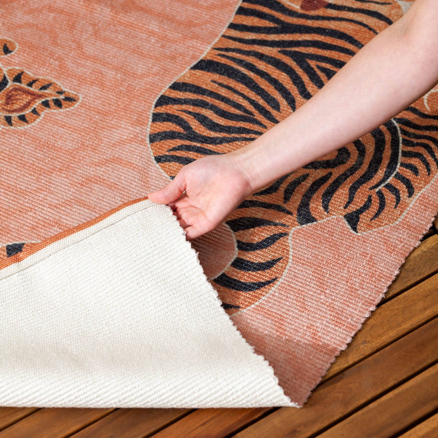 Tibetan Tiger Indoor/Outdoor Washable Rug in Coral