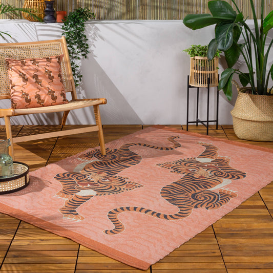 Tibetan Tiger Indoor/Outdoor Washable Rug in Coral
